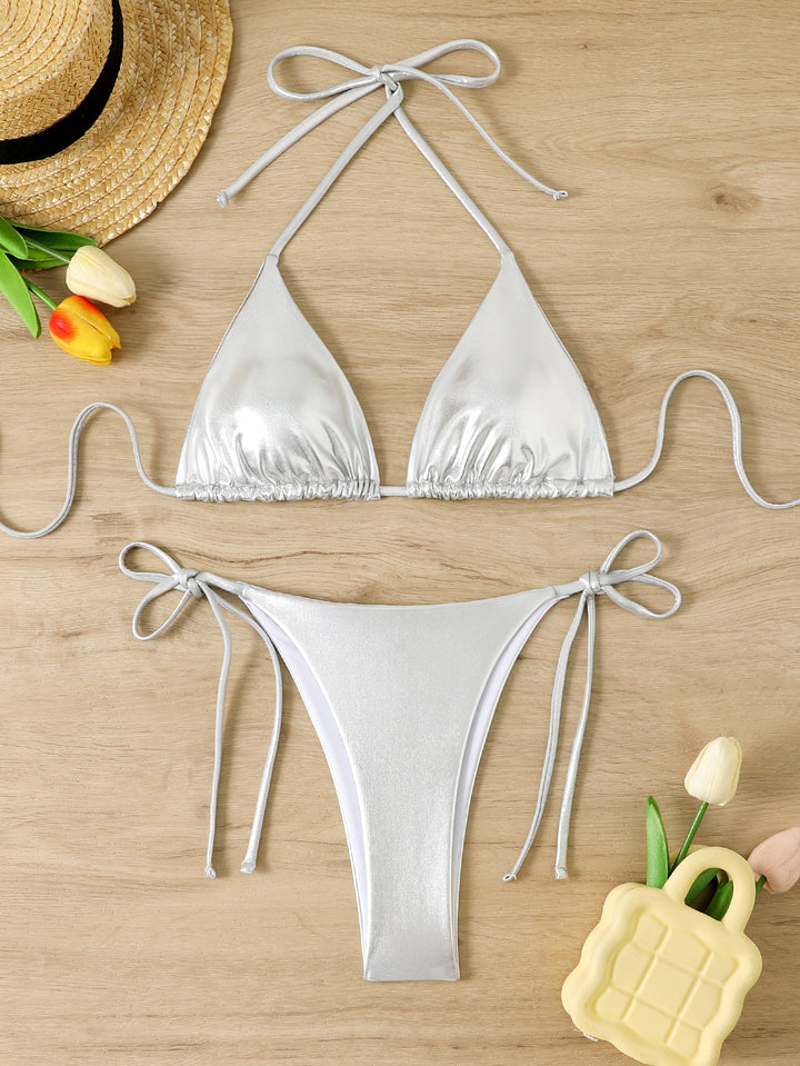 Dame triangel-bikini med skinnende finish og justerbare stropper Skovae