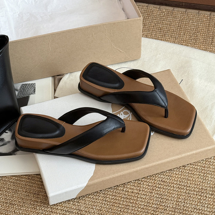 Femme Trendy Quadratzehen-Tanga-Sandaler med polstret fodseng Stilla
