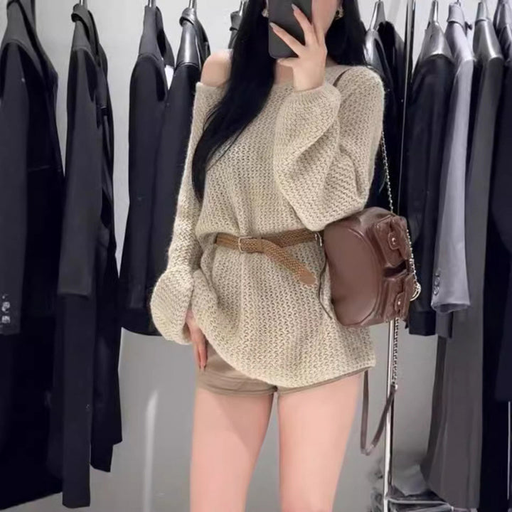 Kvinders striktrøje med off-shoulder design og løs pasform Stilla