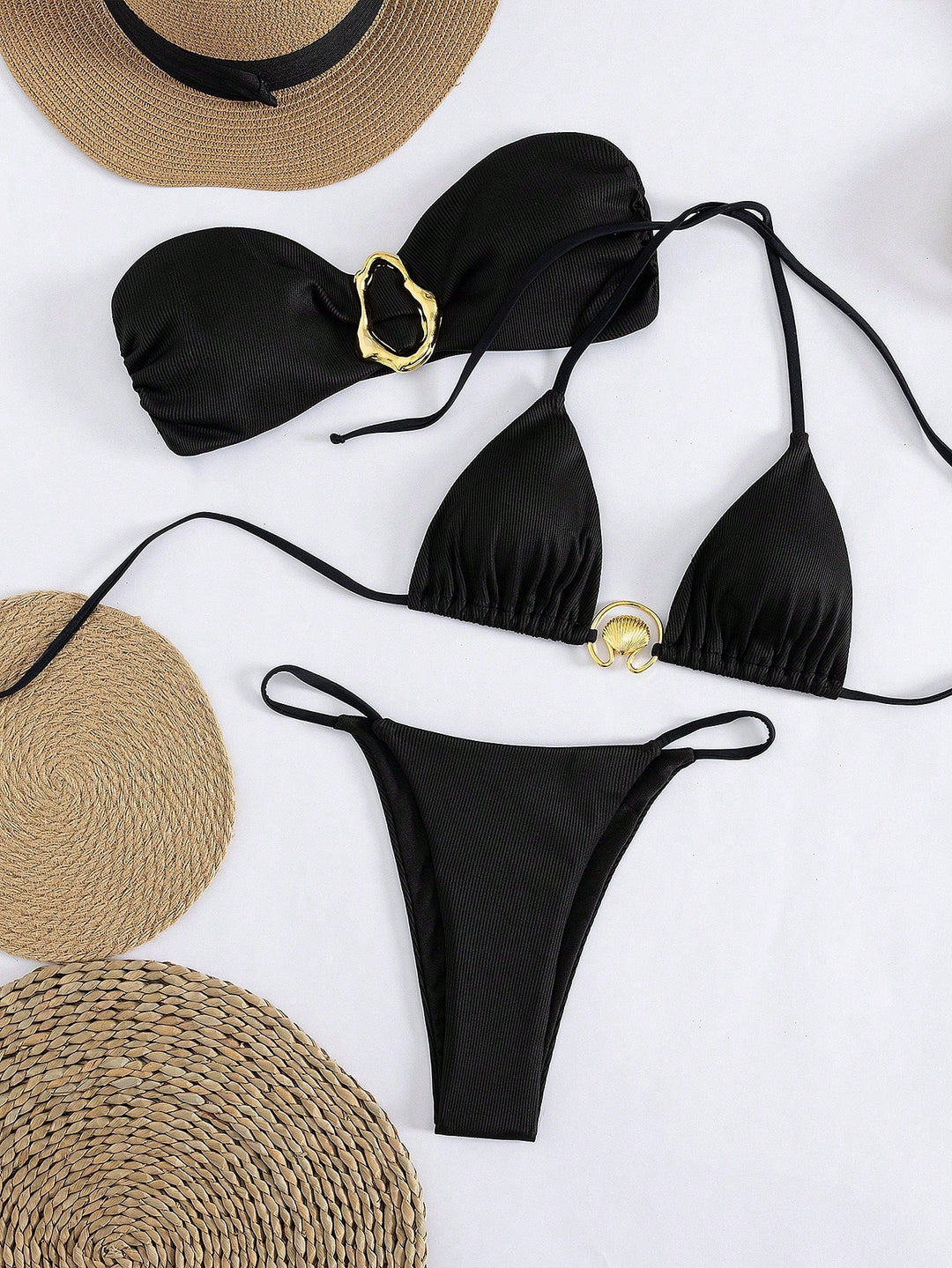 Damebikini med raffineret bandeau-top og højeste bærekomfort Skovae