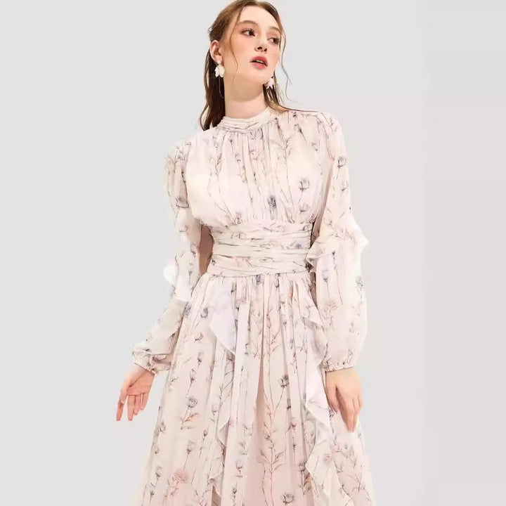 Dame Midikjole med fint blomsterdesign og elegante flæsedetaljer Stilla