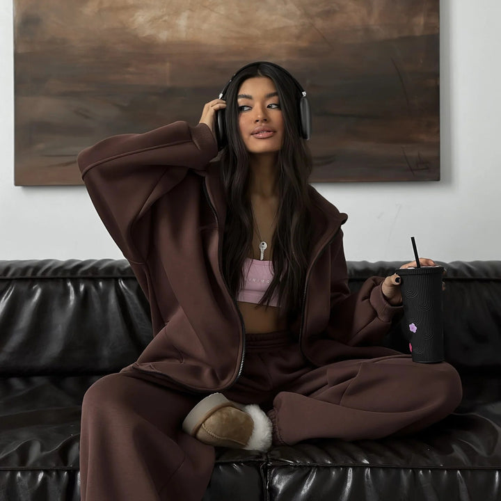 Dame Oversized Hoodie-Sæt med brede Bukser Stilla