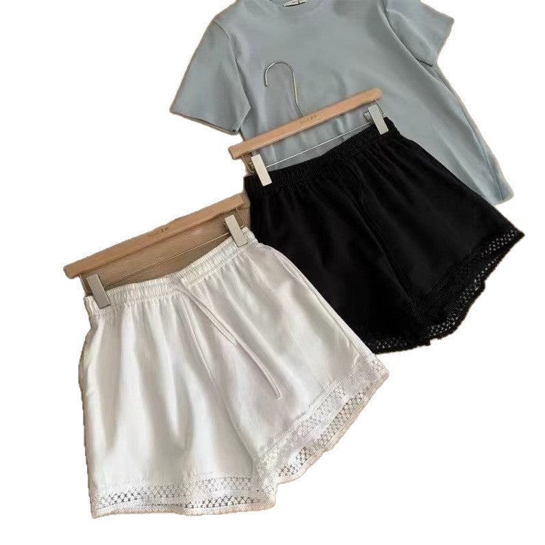 Femme Letvægts Relaxed Fit Spidstekant Shorts Stilla