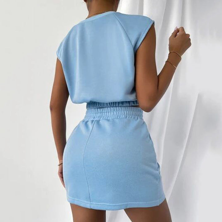 Dame Sporty Fritids-Sæt med Crop-Top og Mini Nederdel Stilla