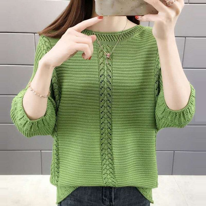 Kvinders afslappede striktrøje med delikate detaljer Stilla