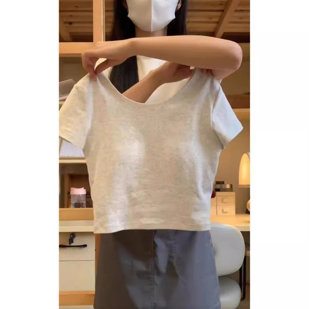 Femme Stilfuld Kortærmet T-Shirt med V-udskæring og Snøre Detalje Stilla