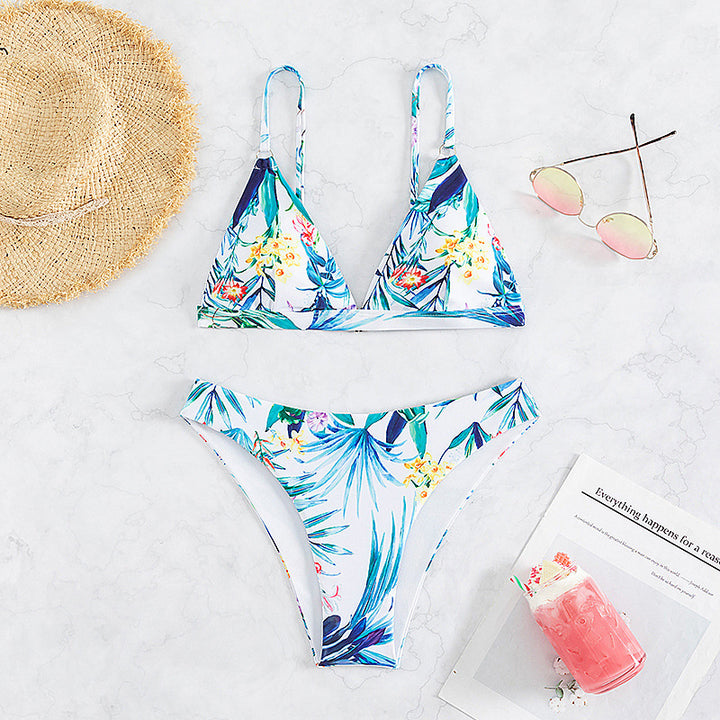 Dame bikini sæt med blomstret design og dyb V-udskæring Stilla