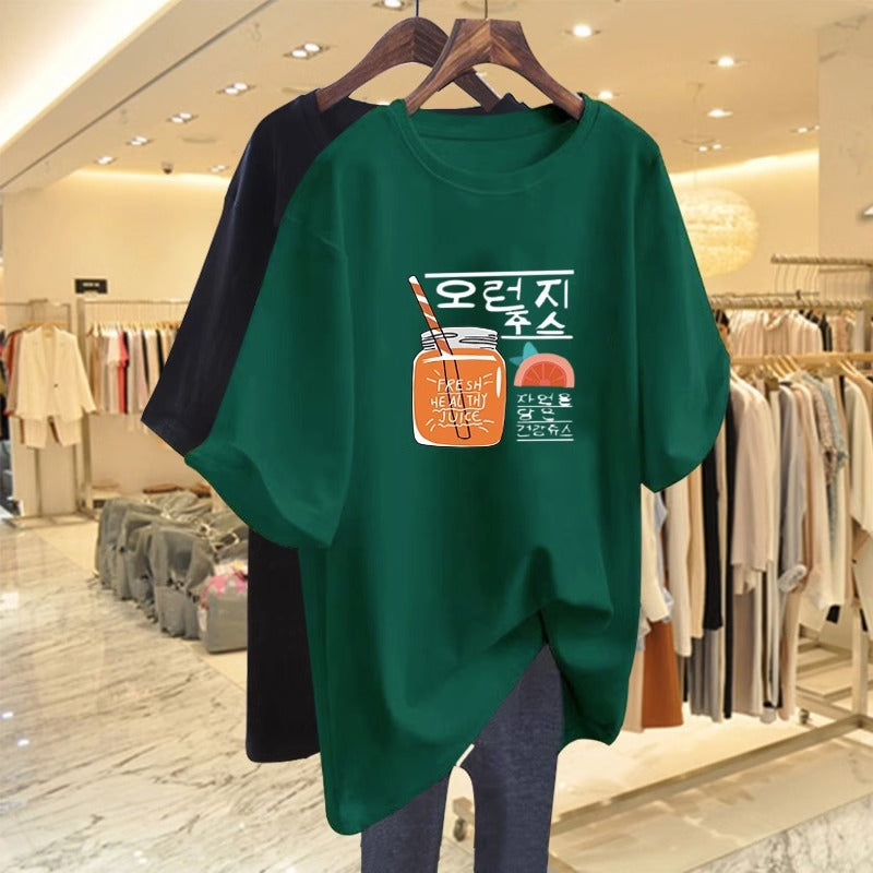 Dame T-shirt med afslappet frugt-design og trendy skrift Stilla