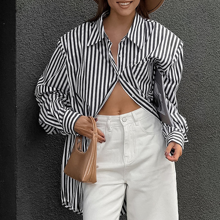 Dame Oversize Stribet Bluse i moderne stil med afrundet kant Stilla