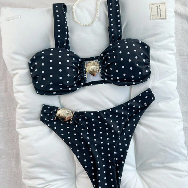 Dame bikini med polstrede skåle og dekorativ skal-detalje Skovae