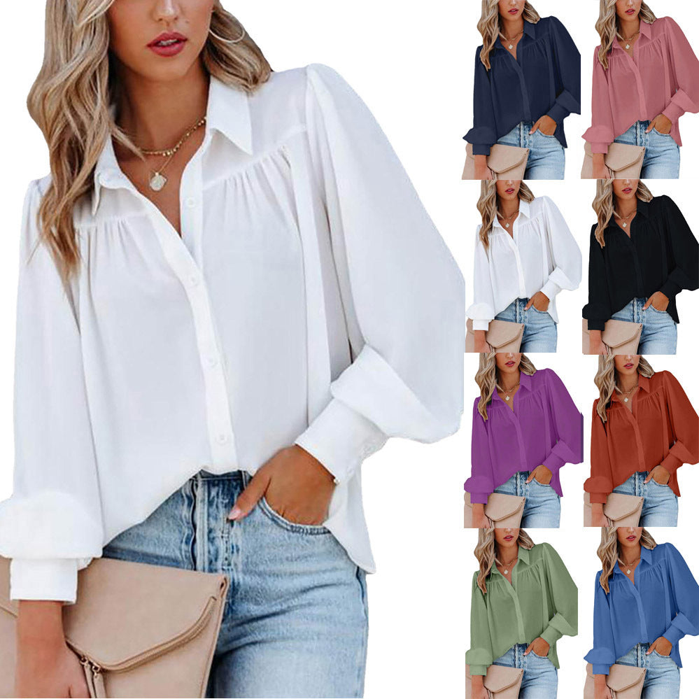 Dame bluse med feminine flæsedetaljer og løse ærmer Stilla
