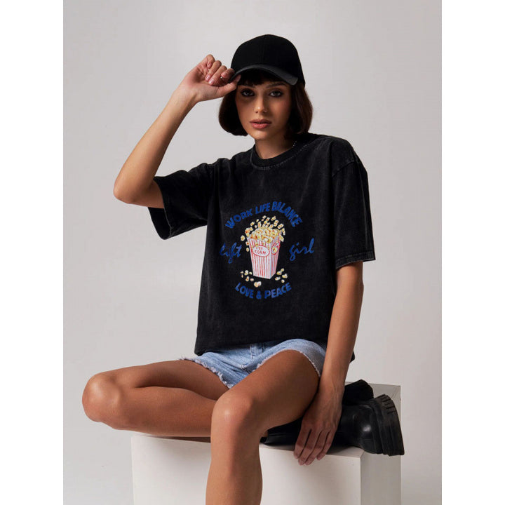 Dame T-shirt med grafisk popcorn-motiv og afslappet pasform Stilla