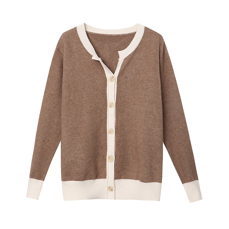 Kvinders hyggelige strikket sweater med knapdetaljer Stilla