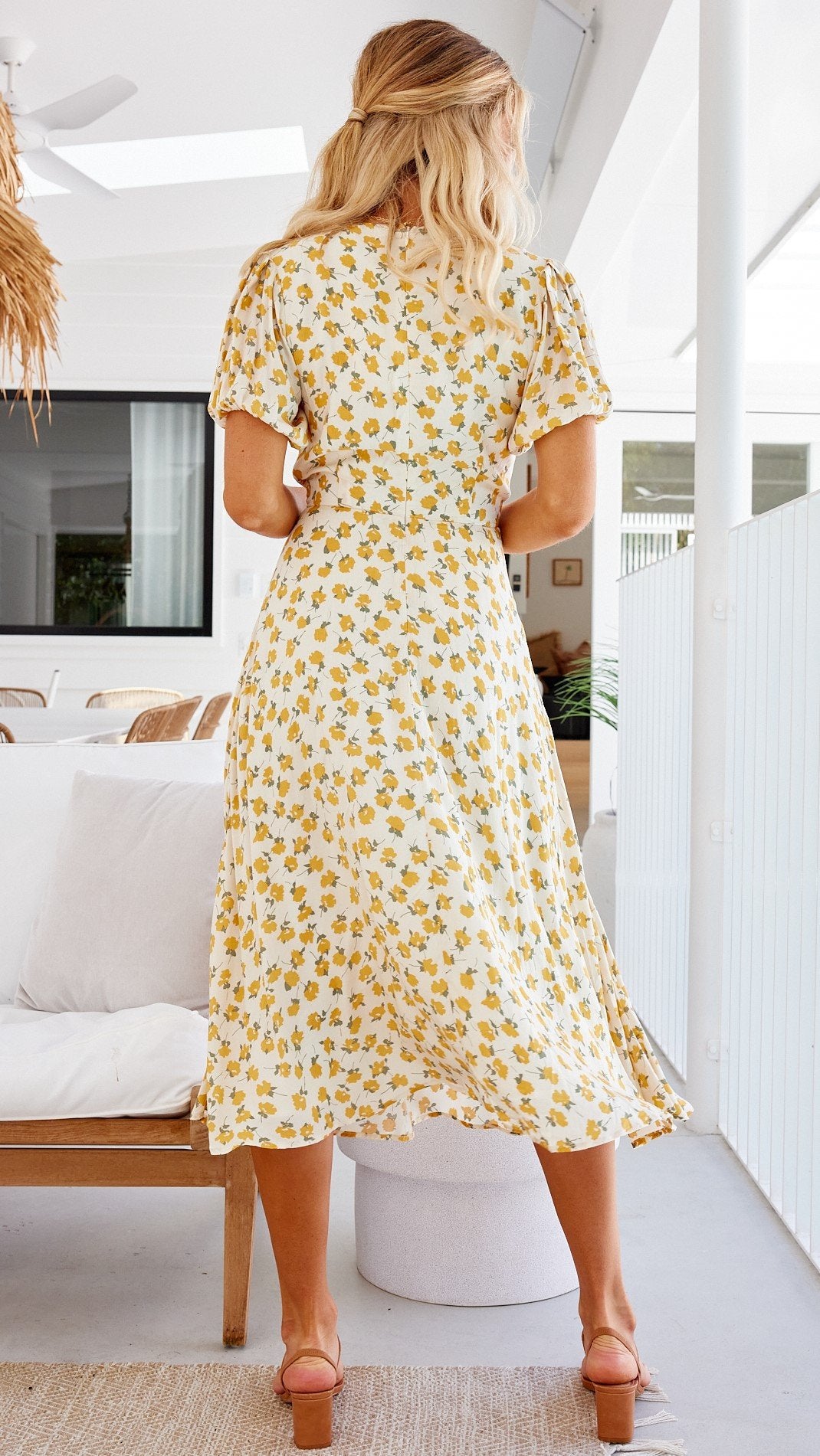 Damer Floral Print Midi-Kjole med Flæsekant Stilla