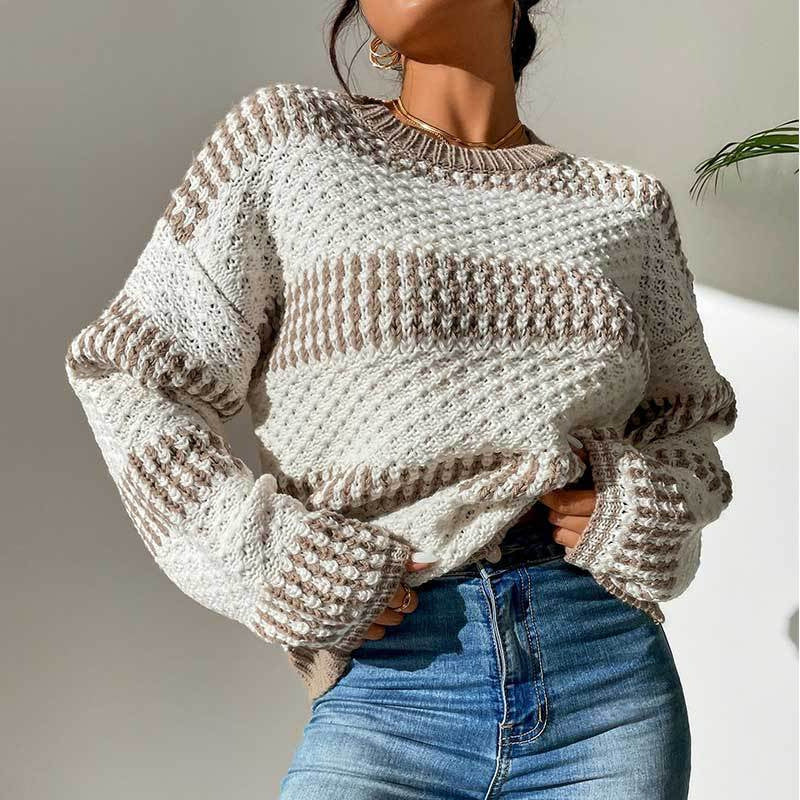 Kvinders strikkede sweater med et raffineret teksturmønster og en moderne oversized pasform Stilla