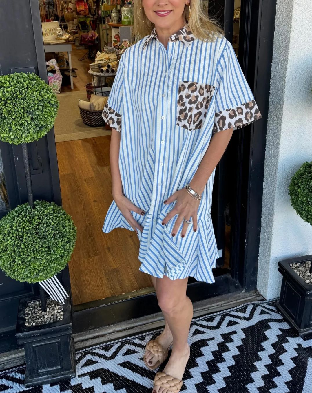 Dame skjortekjole med leopardprint-detaljer Stilla