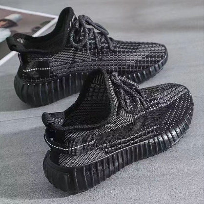 Dame åndbare sneakers med fleksibelt mesh-overmateriale og skridsikker sål Stilla