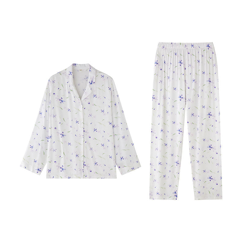 Dame Pyjamakombination med blomsterdesign og bløde materialer Stilla