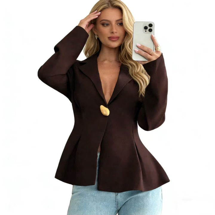 Dame Peplum-Blazer med iøjnefaldende knapdetaljer Skovae