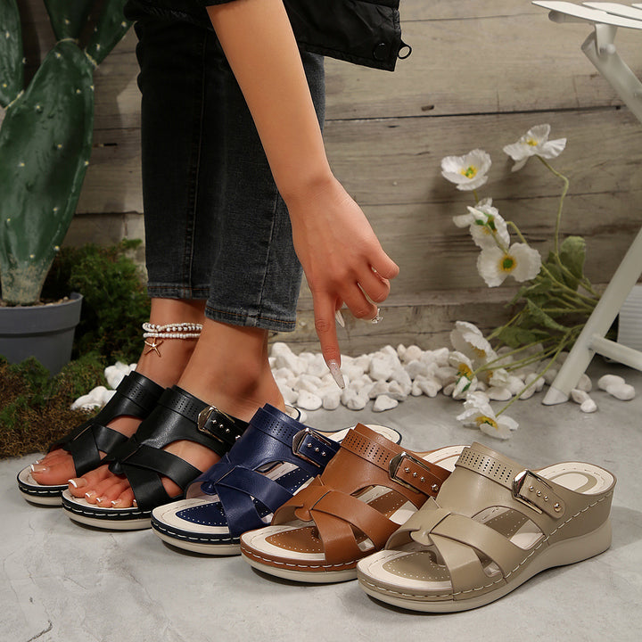 Dame Wedge-sandaler med moderigtigt remdesign og komfortabel sål Stilla