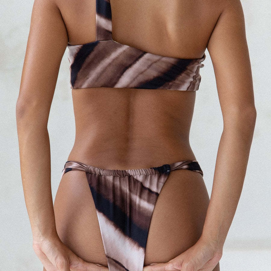 Femme Stilfuldt En-skulder Bikini Sæt Stilla