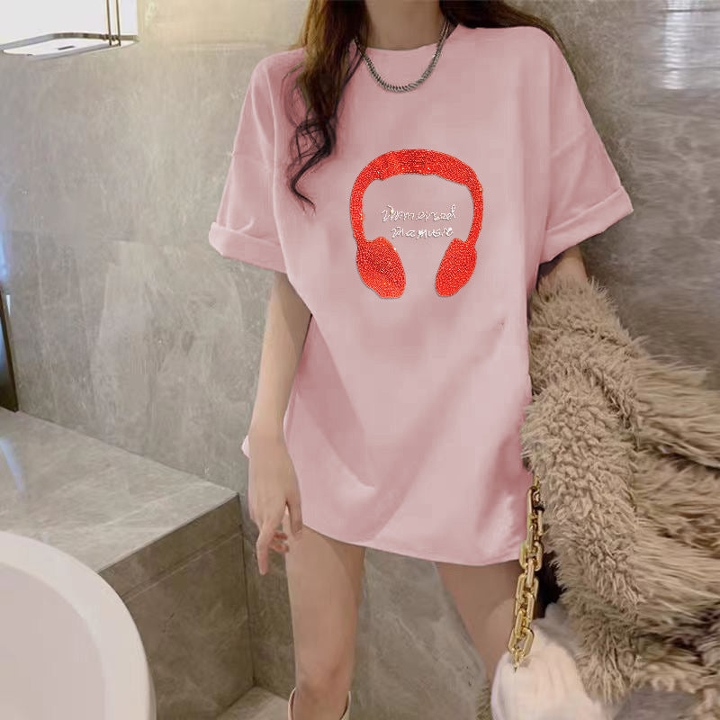Dame T-shirt med kreativ hovedtelefon-design og funklende skrift Stilla
