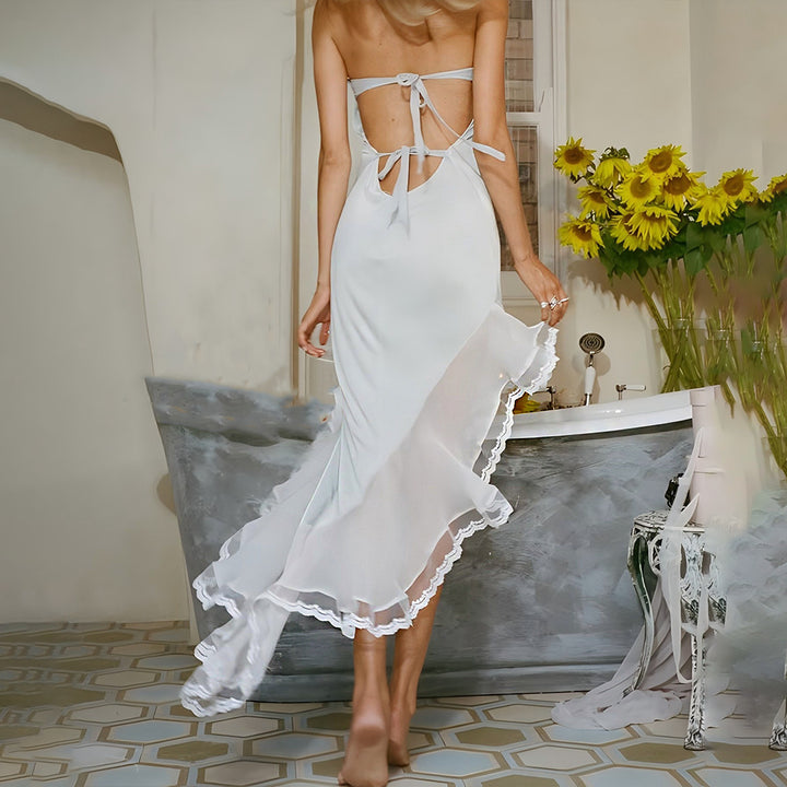 Dame Elegant aftenkjole i flydende materiale med asymmetrisk kant og lace accenter Stilla