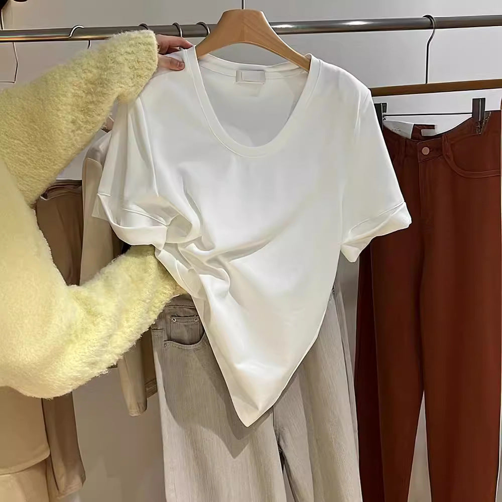 Dame V-udskæring Oversized T-shirt med oprullede ærme-detaljer Stilla