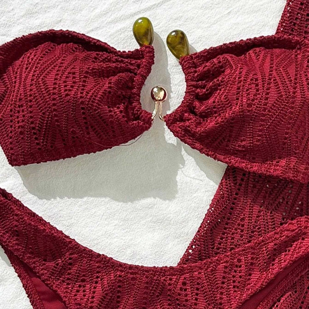 Dame Bandeau-bikini med flæse nederdel og elegant lukning Skovae
