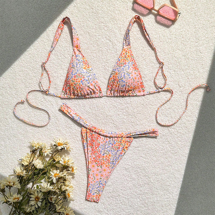 Dame Triangel-Bikini-Sæt med sarte blomsteragtige accenter Skovae