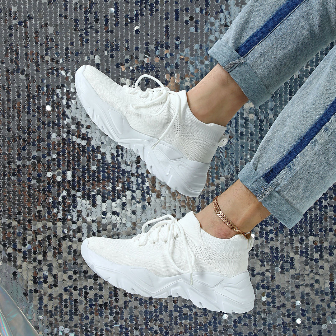 Dame Sporty High-Performance Sneakers med åndbart overmateriale og fleksibel sål Stilla