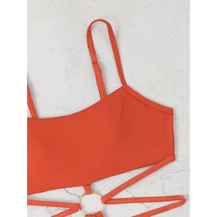 Dame Bikiniset med stilfuld cut-out design og gyldne accenter Skovae