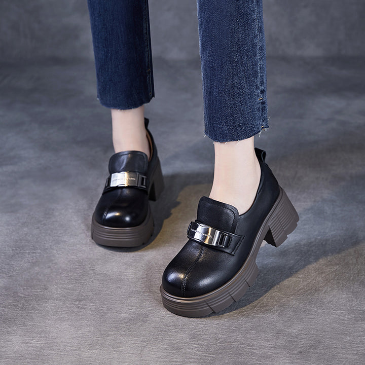 Kvinder Chunky-hæls slipper med elegant metalspænde Stilla