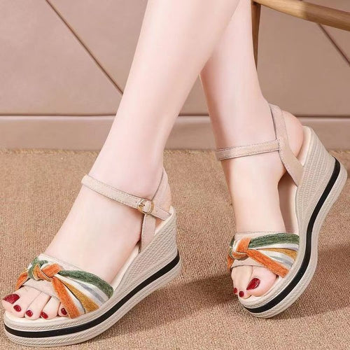 Dame Wedge-sandaler med moderne knude-design og skridsikre såler Stilla