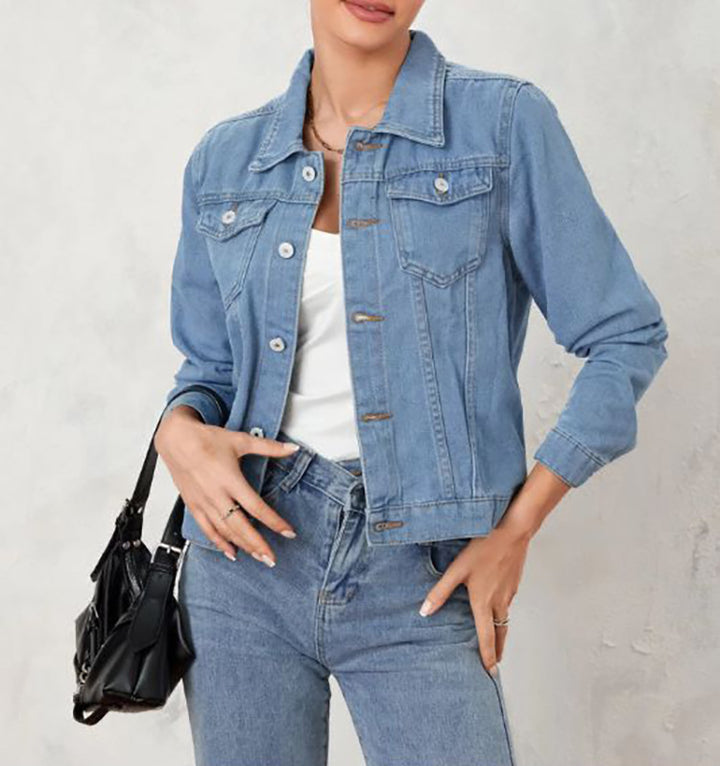 Dame Denimjakke i moderne snit med trendy detaljer Stilla