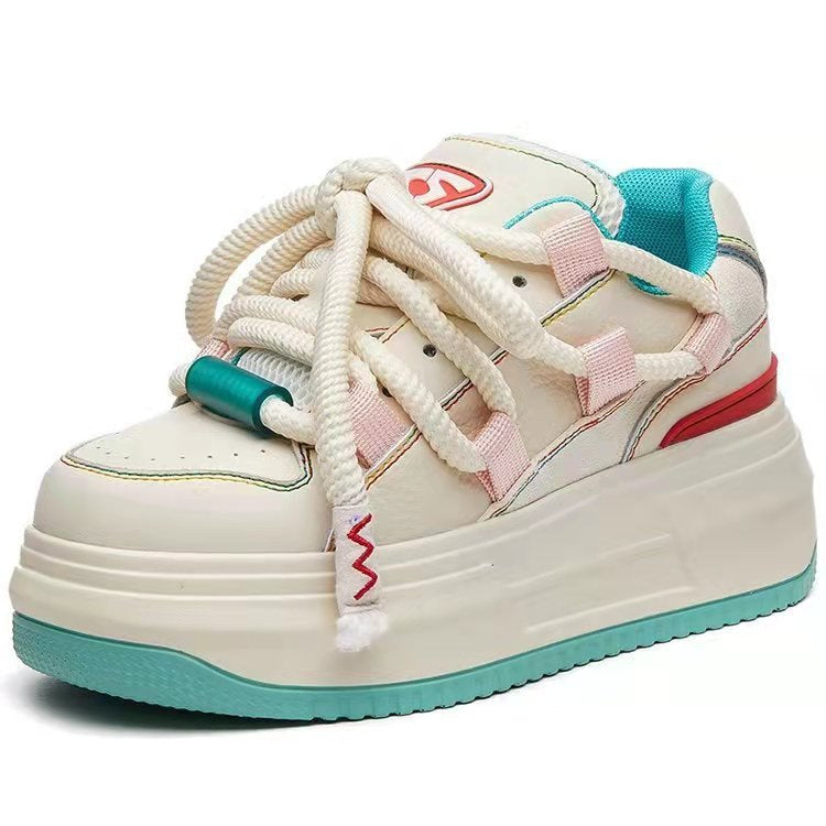 Dame Plateau-Sneakers med tykke såler og stilige snørebånd Stilla