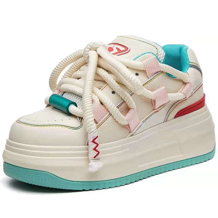 Dame Plateau-Sneakers med tykke såler og stilige snørebånd Stilla