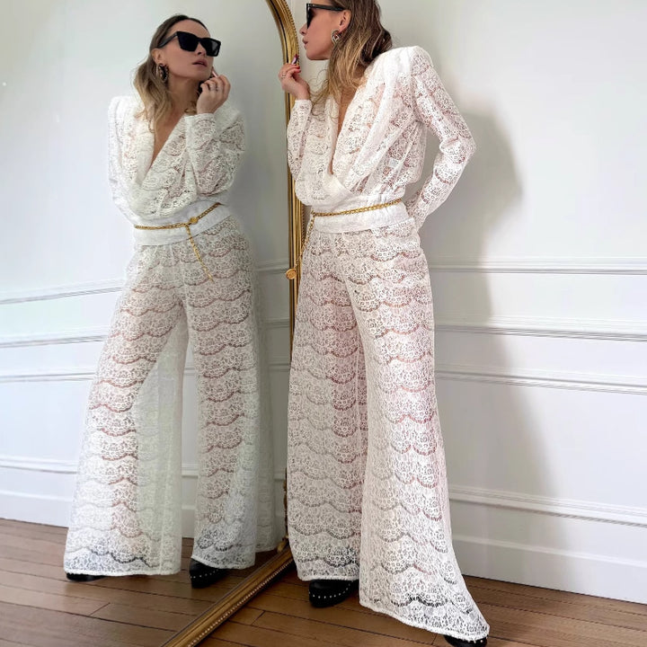 Dame jumpsuit af elegantspitze med flydende snit og bredt ben Stilla