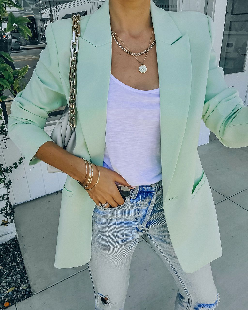 Dame Elegant Blazer med tætsiddende snit og moderne detaljer Stilla