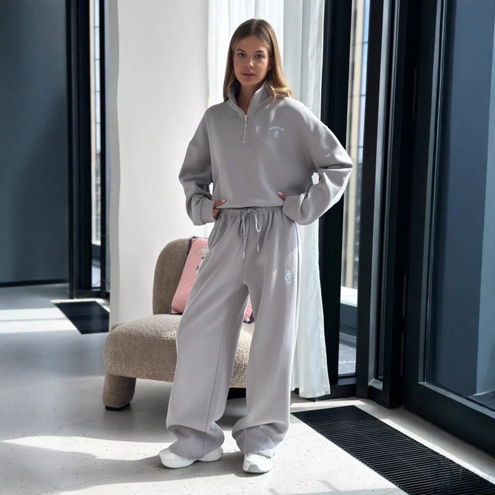 Damer sporty sweater sæt med høj krave og komfortabel pasform Stilla