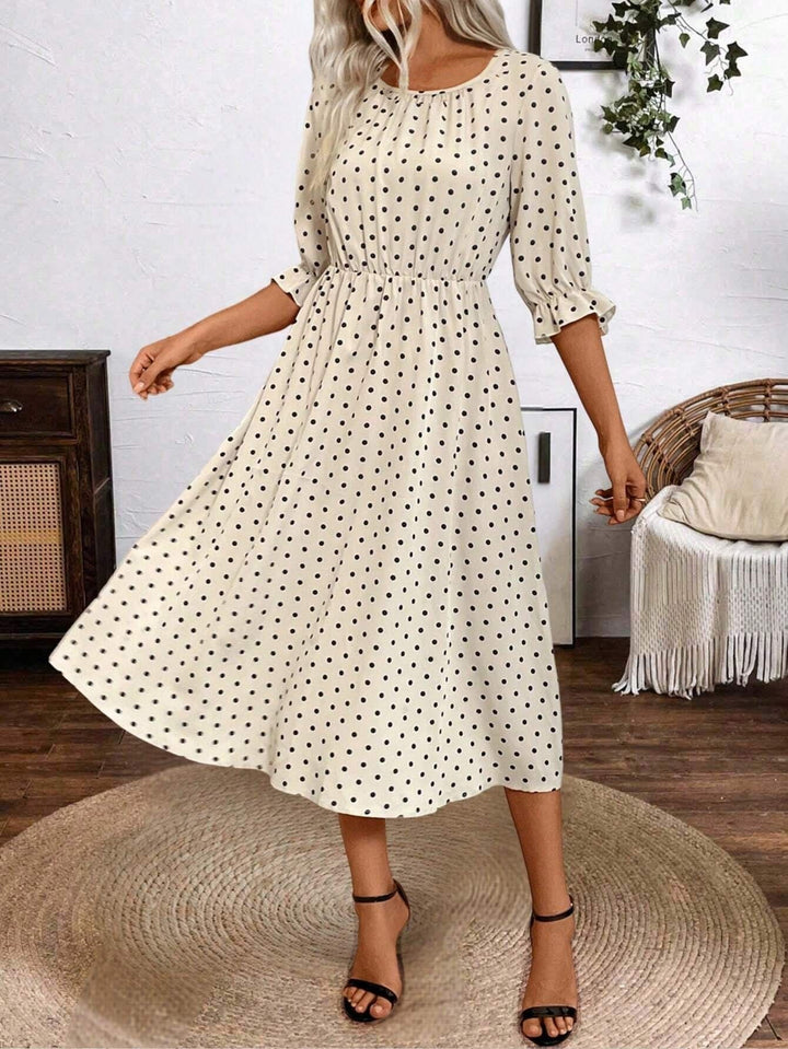 Dame Retro-dot kjole med elastisk talje og voluminøse ærmer Stilla