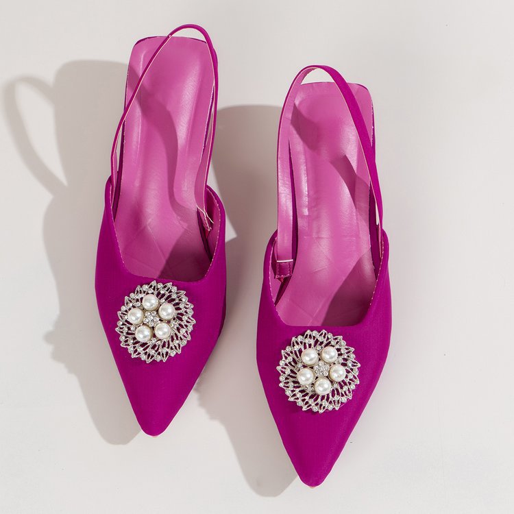 Dame Slingback-pumper med elegant perleapplikation og moderne snit Stilla