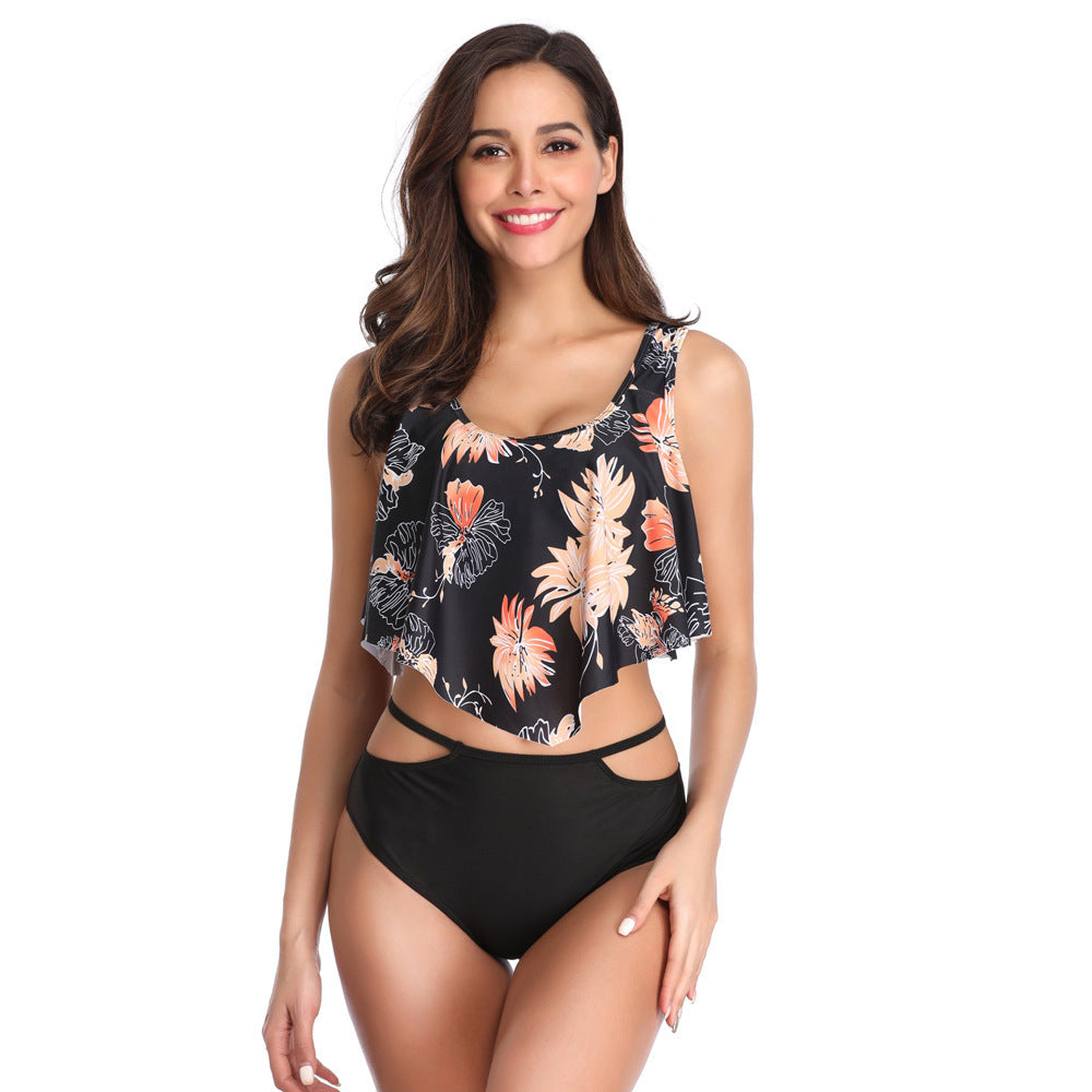 Dame Bikini-top med legende flæse-design og figursyet high-waist-snit Stilla