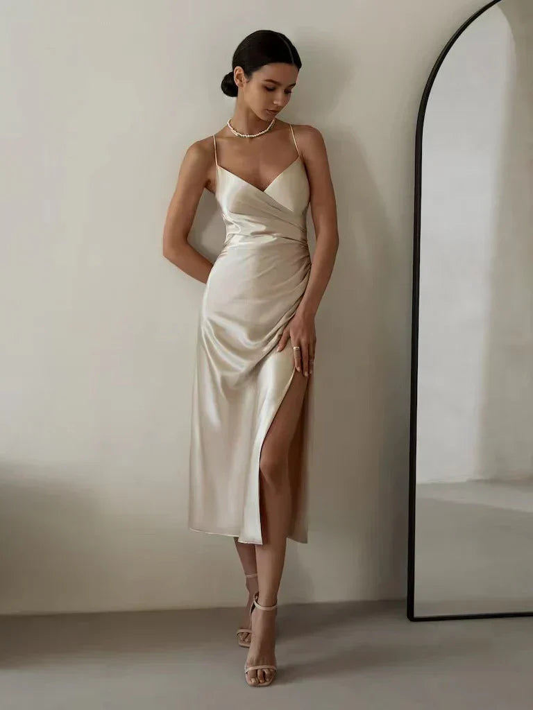 Stilla | Dame Elegant V-hals Satin Kjole Tess