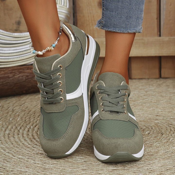 Dame Sneakers med skridsikker sål og elegant design Stilla