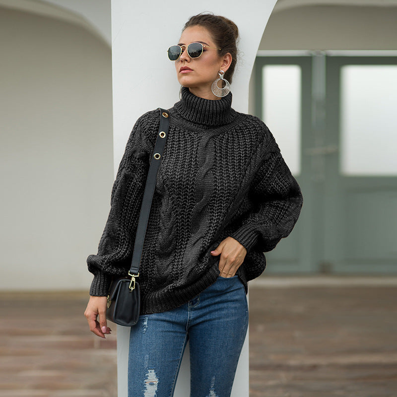 Kvinders chunky striktrøje med turtleneck og kabelmønster Stilla