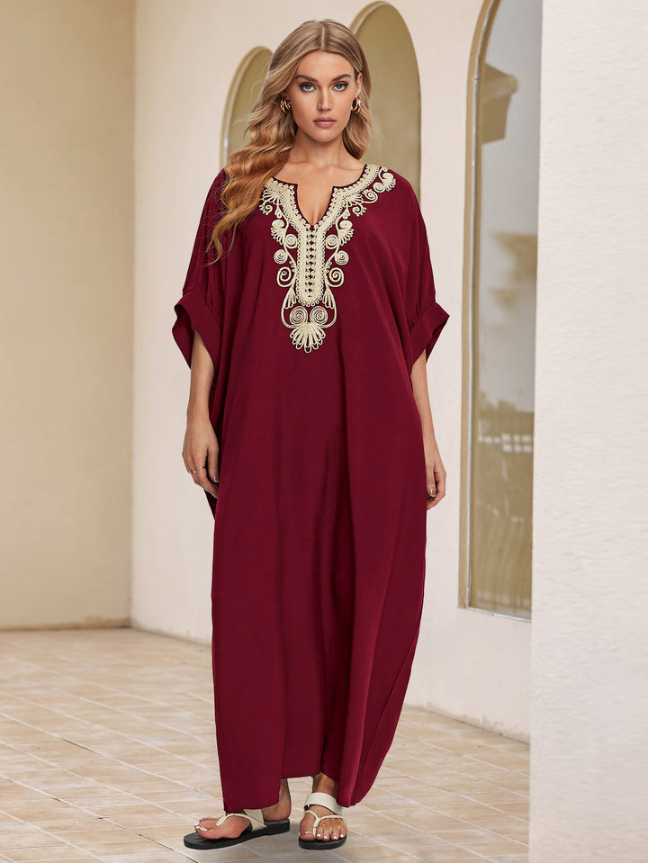 Dame kaftan med kunstnerisk broderi og elegant V-udskæring Stilla