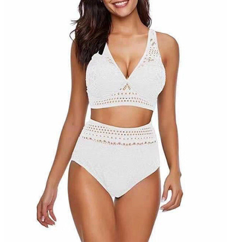 Dame Højtaljet Bikini-Sæt med Spidsdetaljer og Elegant Pasform Stilla