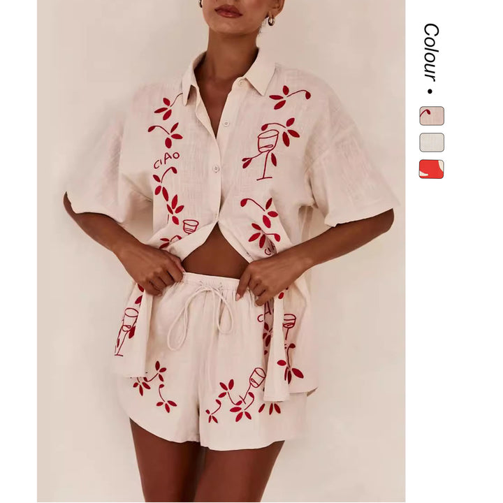 Kvinders Luftig Kortærmet Skjorte og Shorts Sæt med Blomsterbroderi Design Skovae