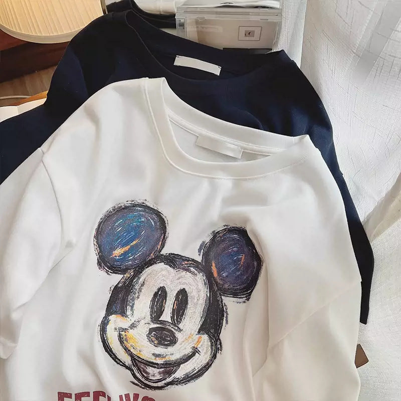 Dame T-shirt med kreativt Mickey Mouse design og afslappet snit Stilla